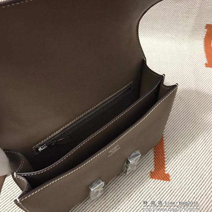 HERMES愛馬仕 H空姐包 進口原廠EP皮 頂級蜜蠟製作 街拍必備單品 大象灰金銀 單肩斜挎包  Ama1576